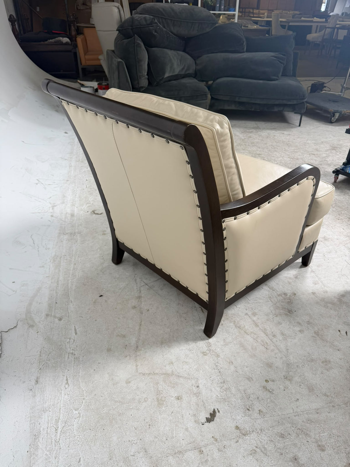 Upcycled Furniture π7977 Enterprise St. (follow signs) Behind Habitat for humanity π
9am to 5pm daily Delivery available Call or Text Kevin for any information Emails will not be answered 7789889522 UpcycledFurniture.ca