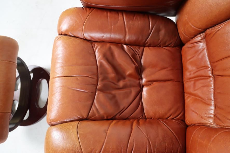 Lane furniture reclining chair and ottoman.
