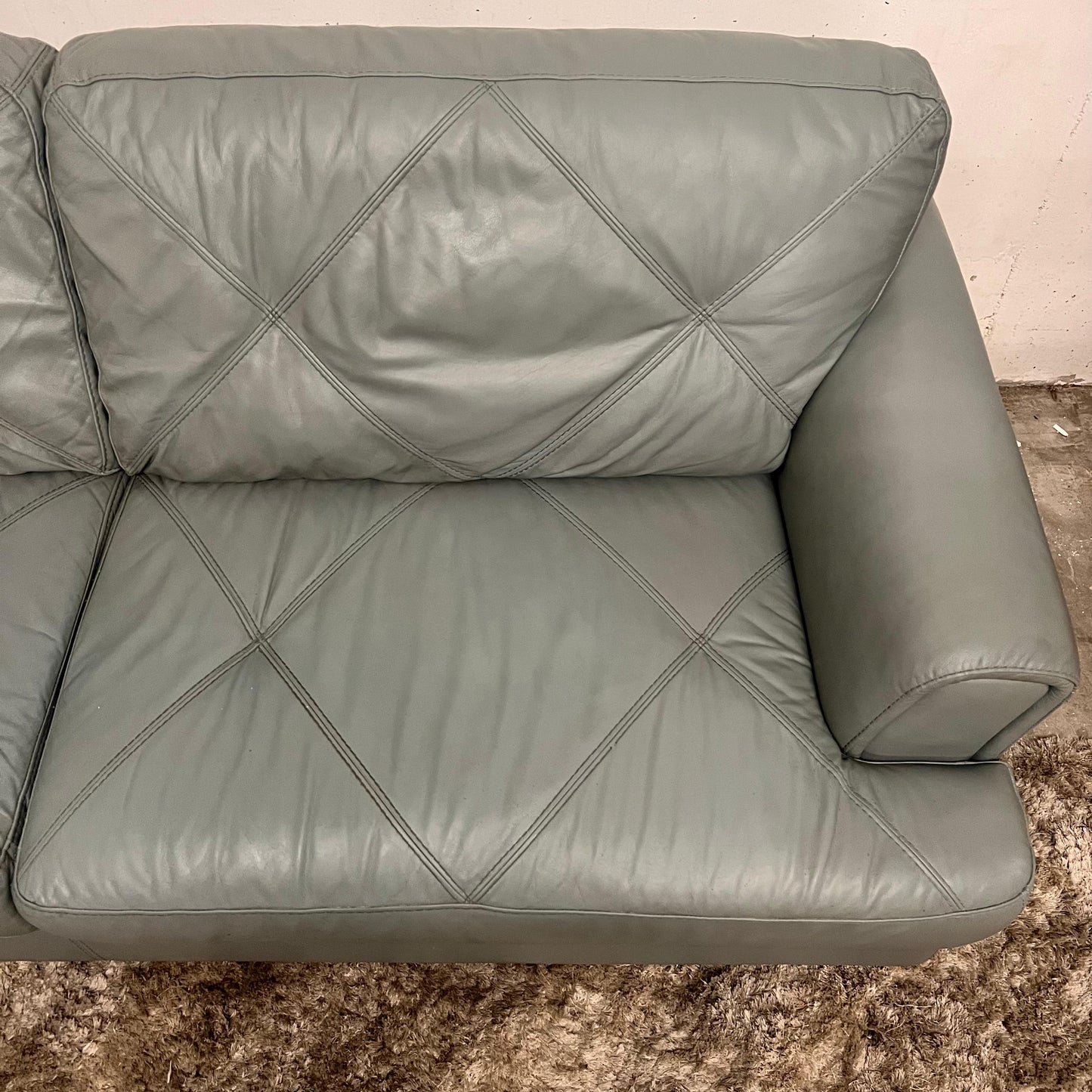 Chateau D'ax leather Sofa and loveseat set.