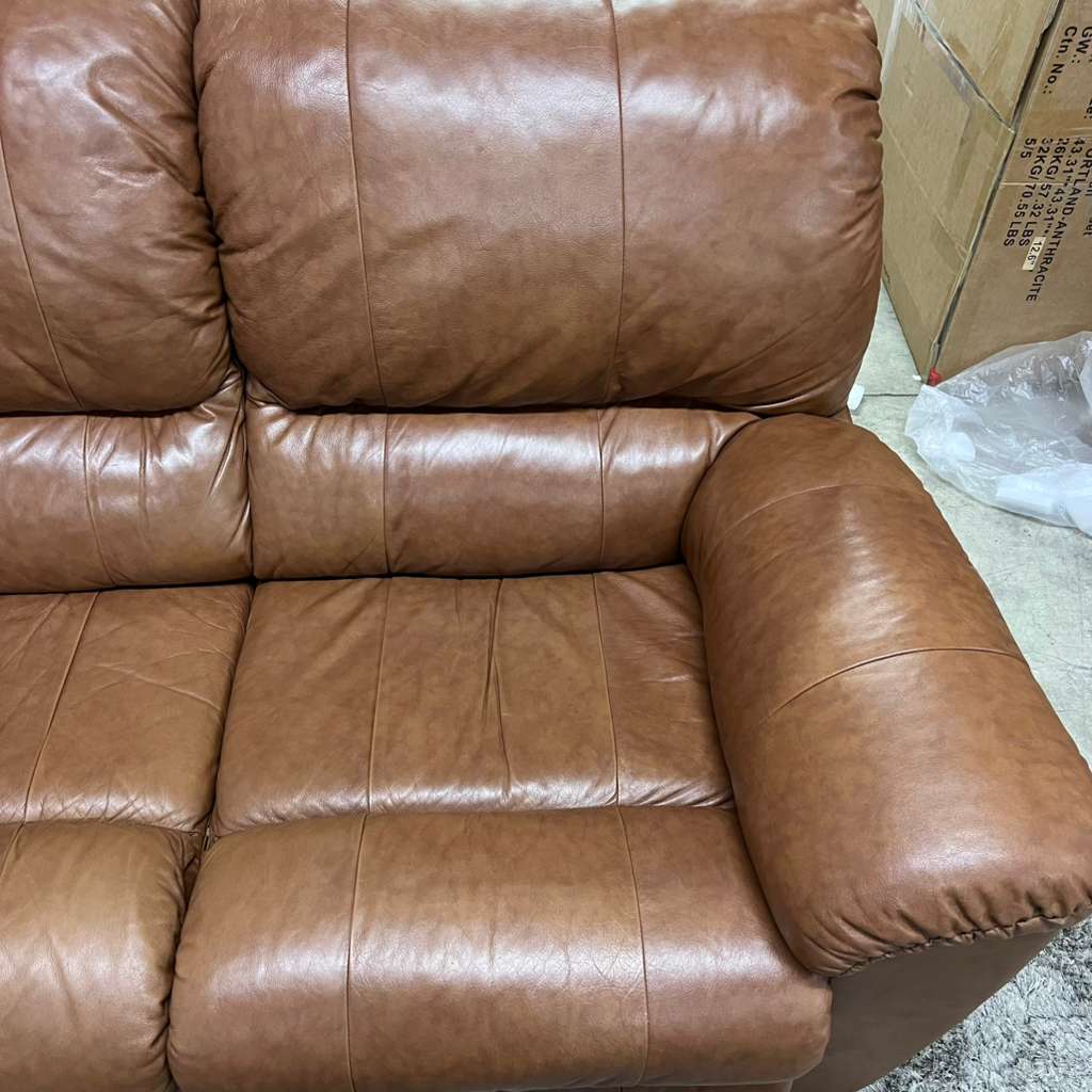 Cognac leather recliner sofa set. Manual reclining couches.