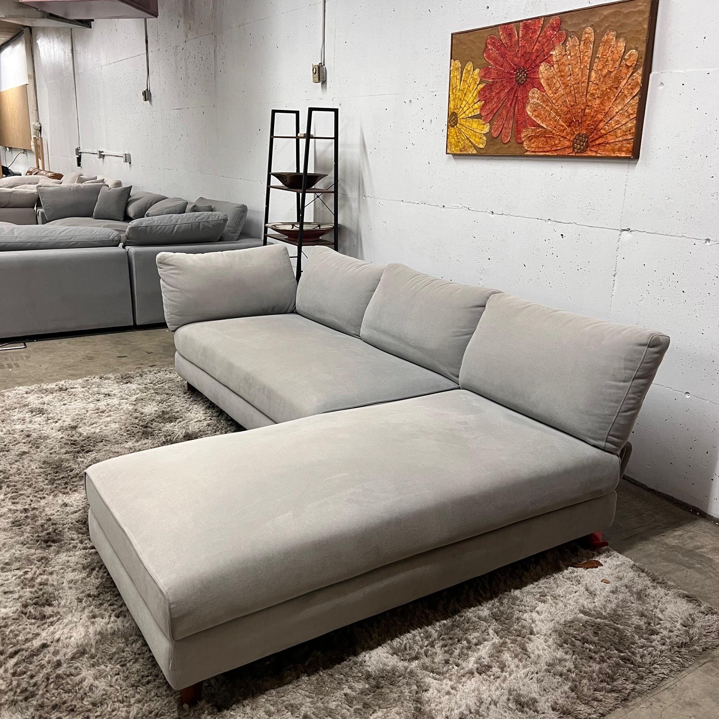 King living delta sectional with accessories