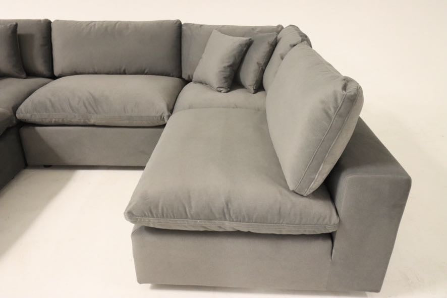 Bnib 5 piece Cloud sectional. Modular down filled sofa couch