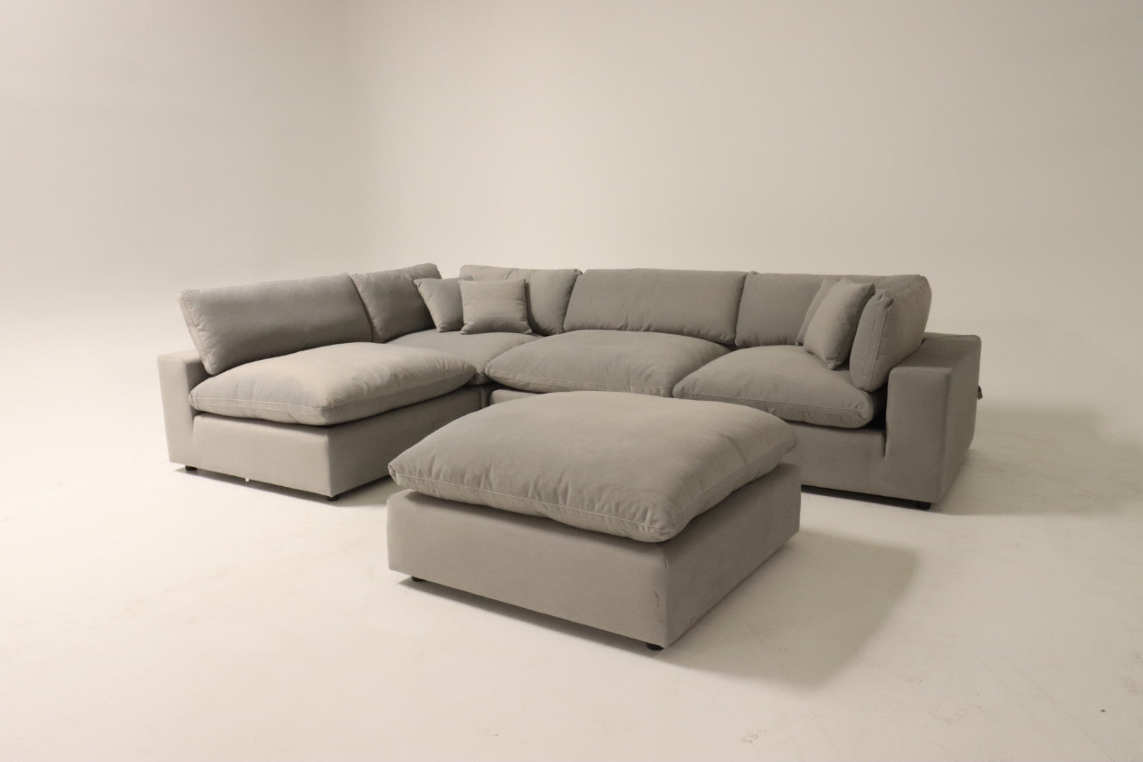 Bnib 5 piece Cloud sectional. Modular down filled sofa couch