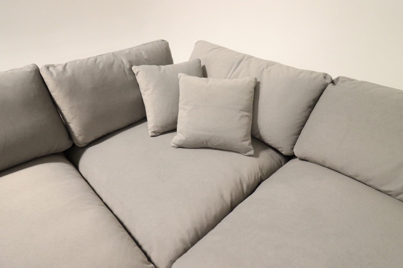 Bnib 5 piece Cloud sectional. Modular down filled sofa couch