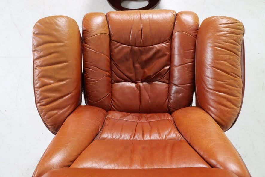 Lane furniture reclining chair and ottoman.