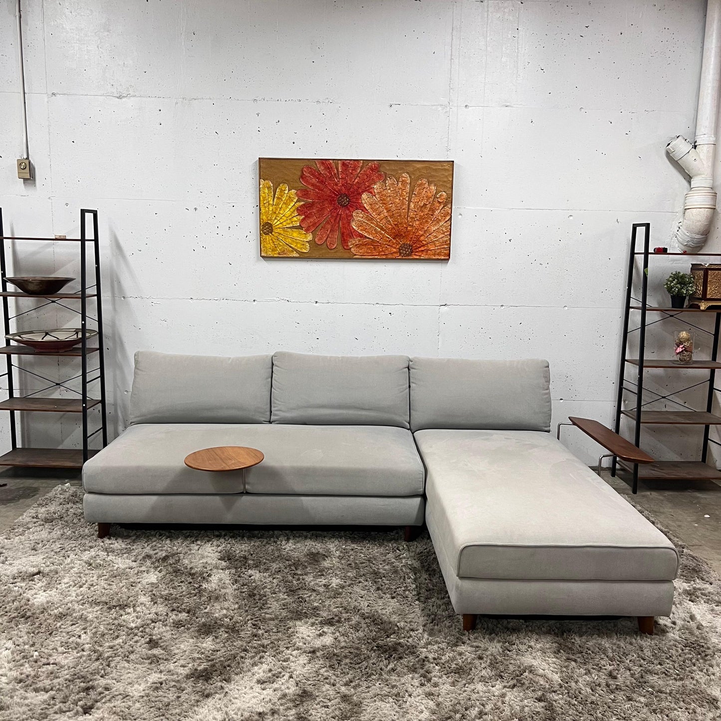 King living delta sectional with accessories