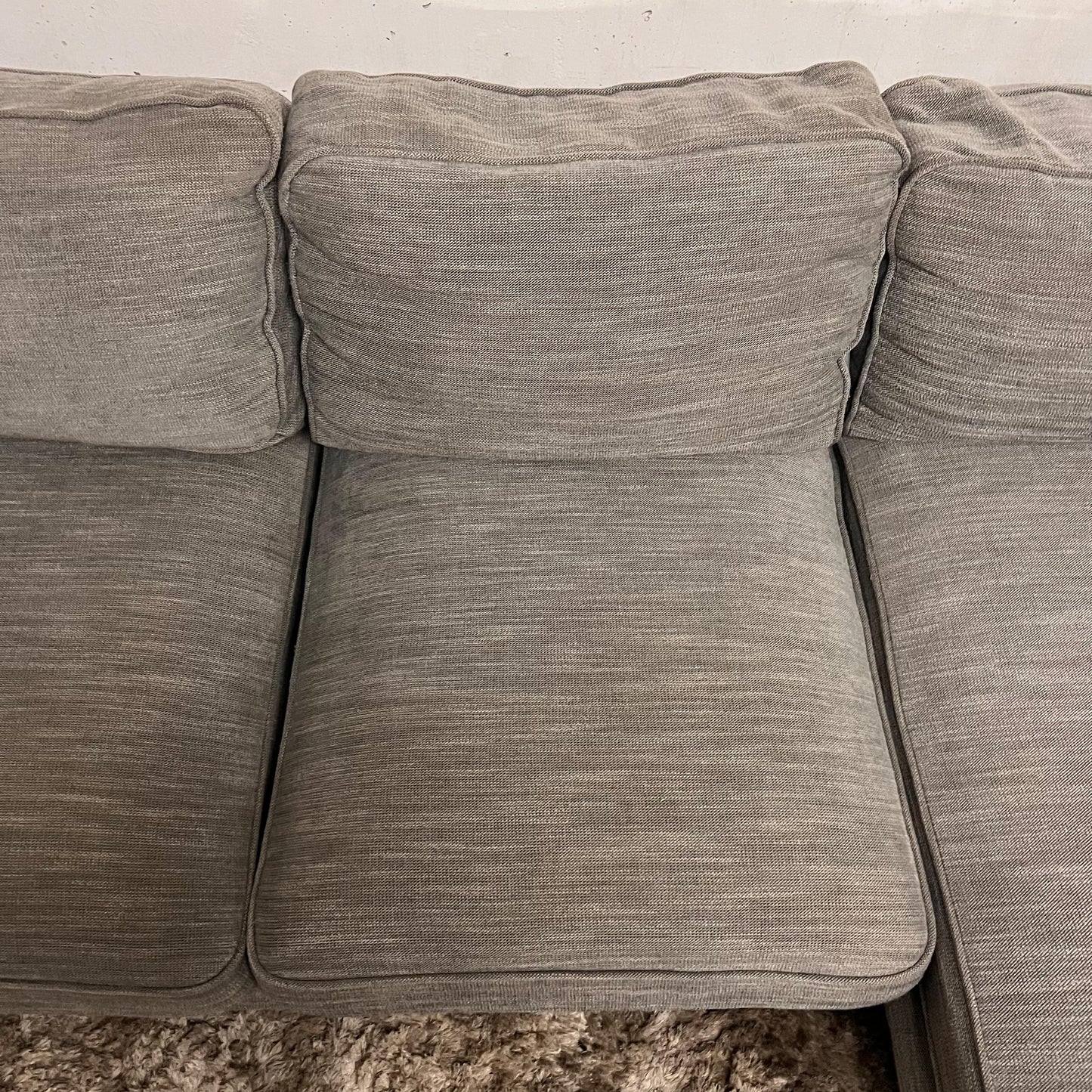 Q living 2 piece Sectional.