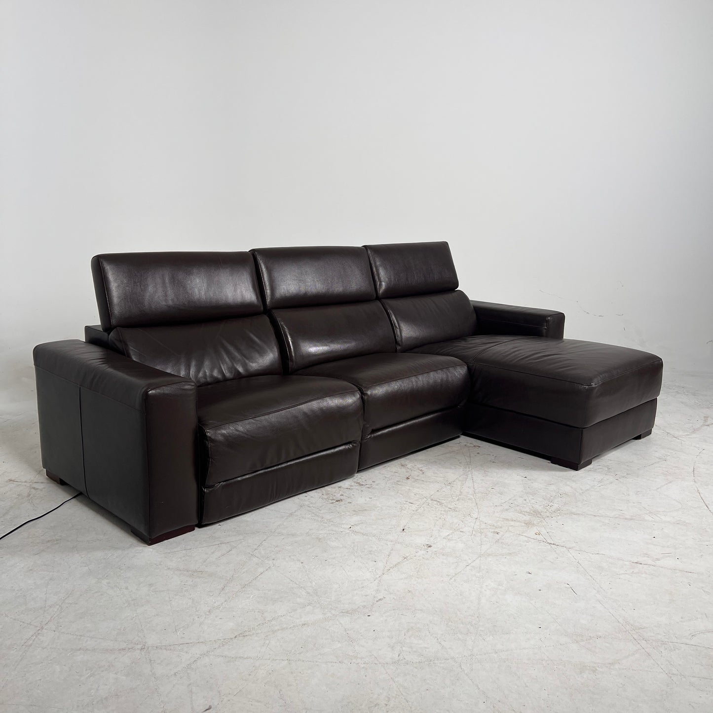 Natuzzi Editions Leather Recliner. reclining L shaped sofa couch. delivery available