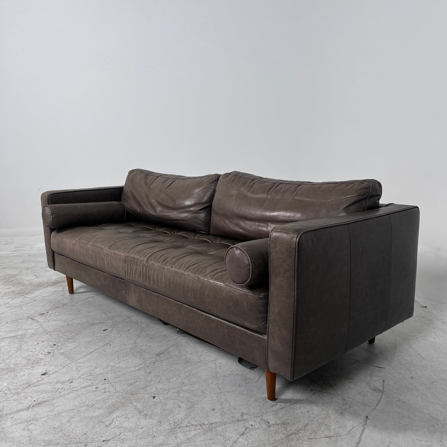 Mid century Modern Sofa. Structube Kinsey leather couch. delivery available