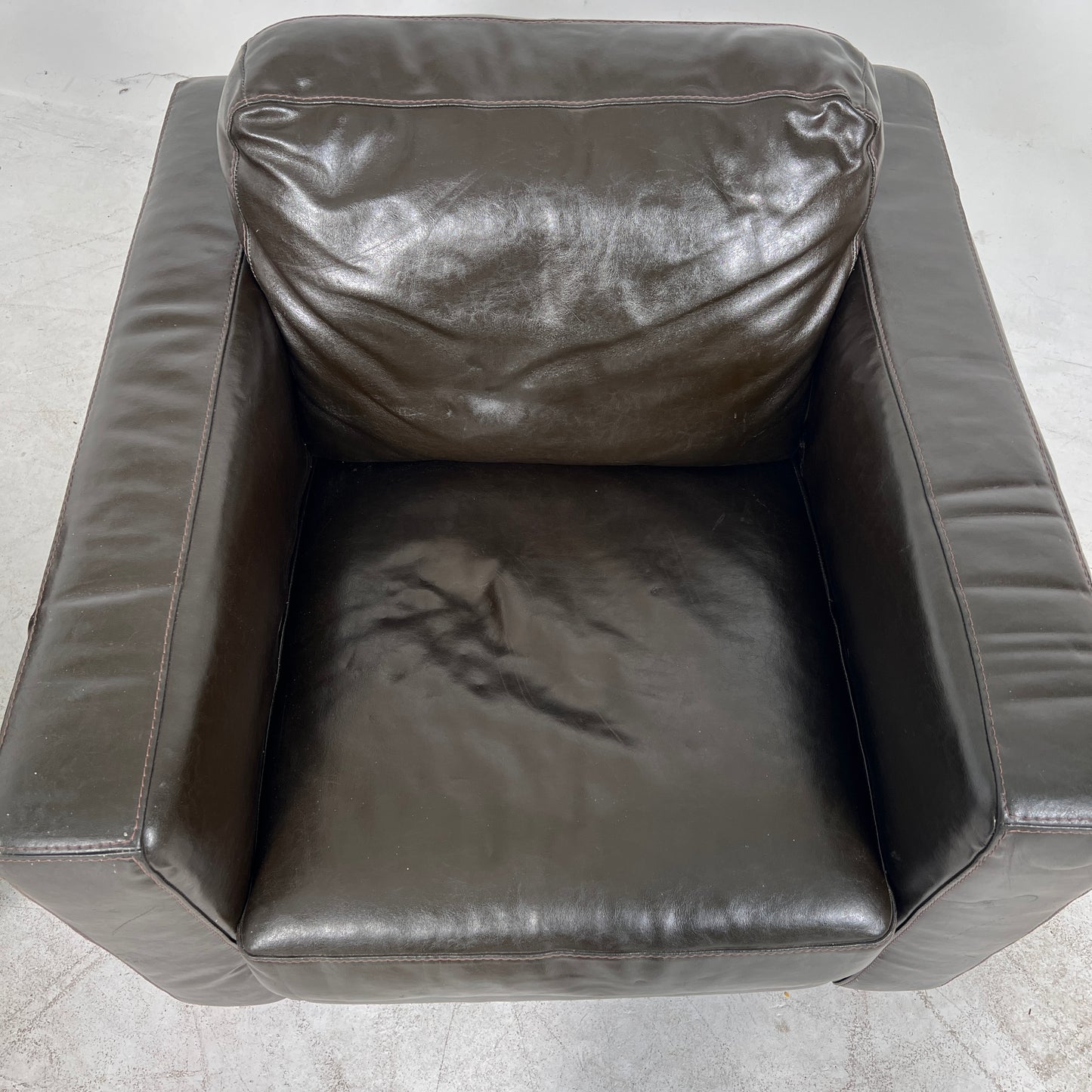Italsofa Natuzzi matching armchairs. Leather Chairs. Delivery available