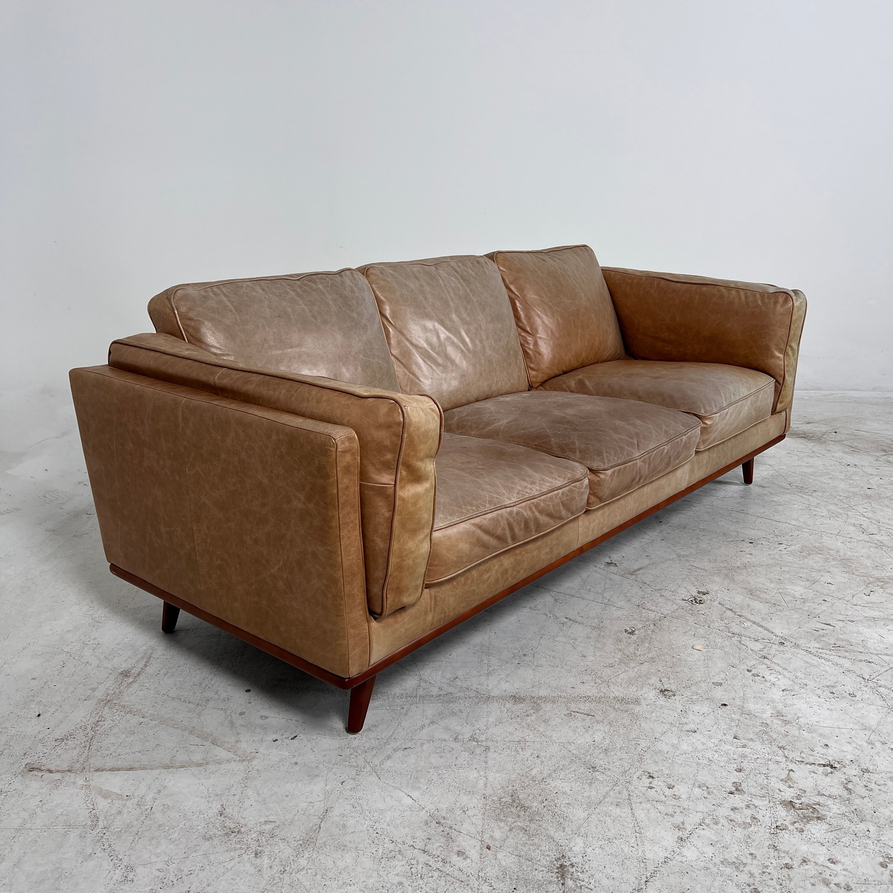 Structube Rowan leather Sofa. Mid century modern couch. delivery available