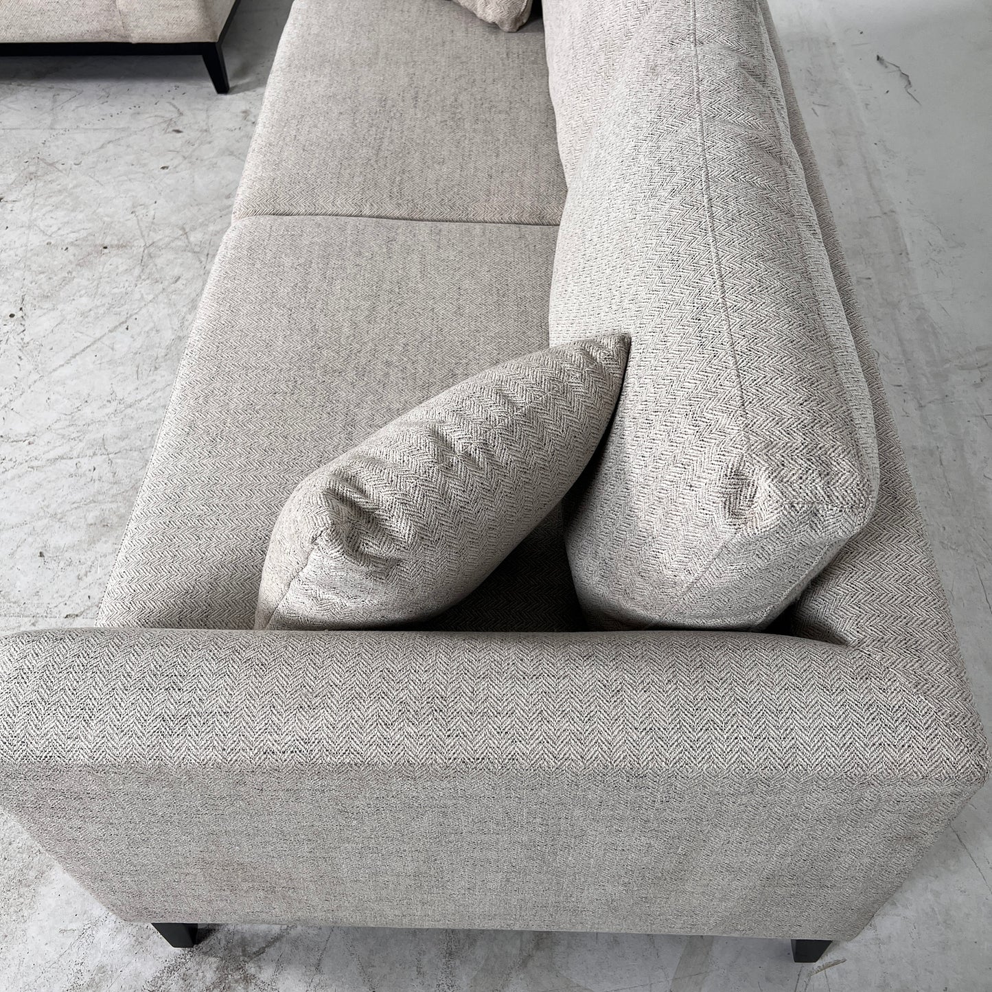 Thomasville Matching Sofas. Identical fabric loveseat couch. delivery available