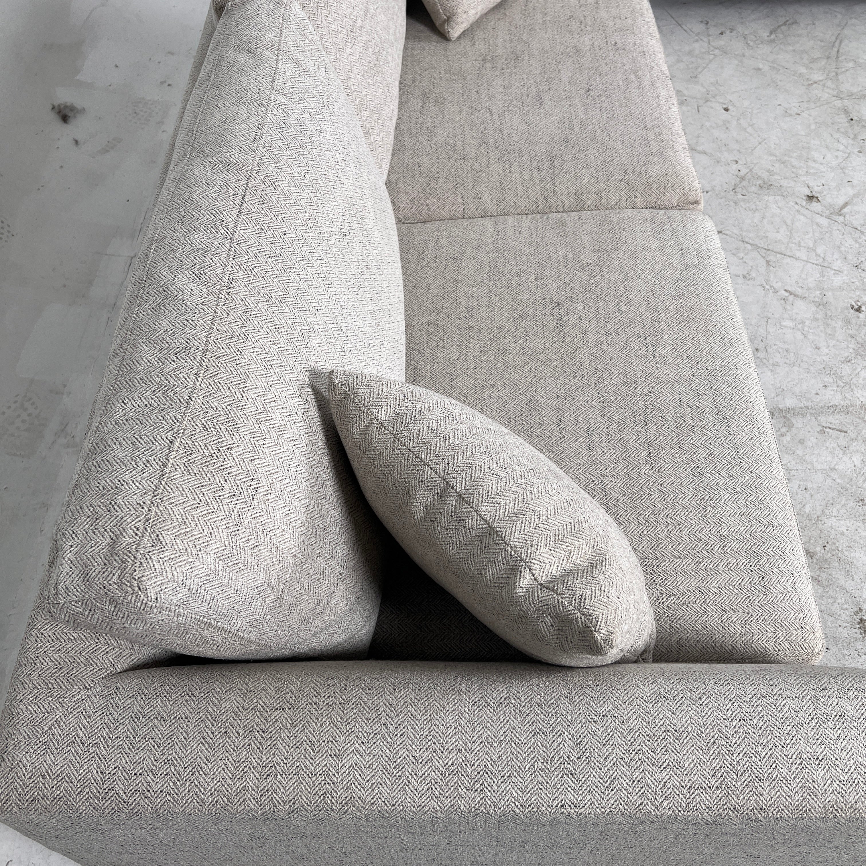 Thomasville Matching Sofas. Identical fabric loveseat couch. delivery available