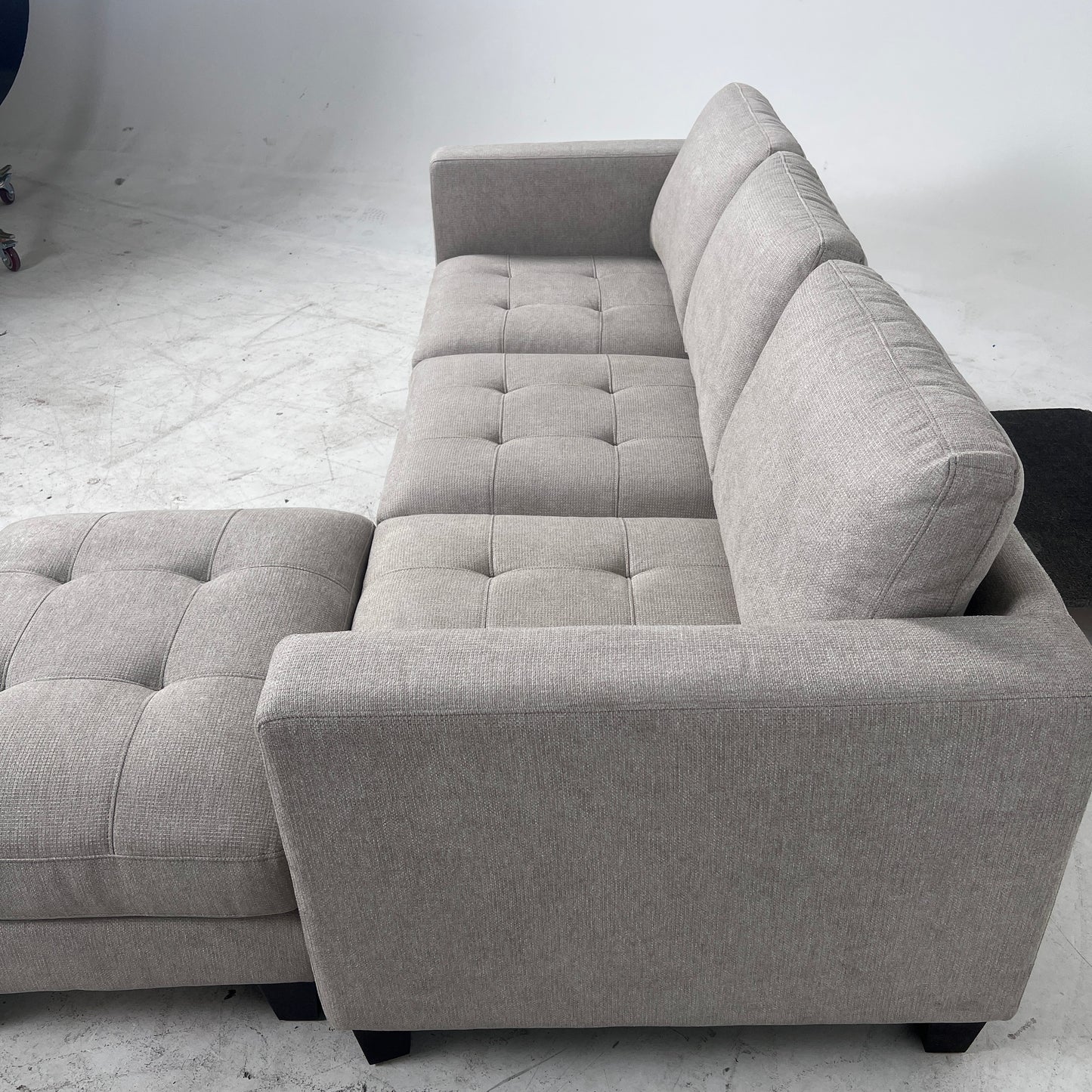 Thomasville 3 seater sofa + ottoman. Fabric couch. delivery available