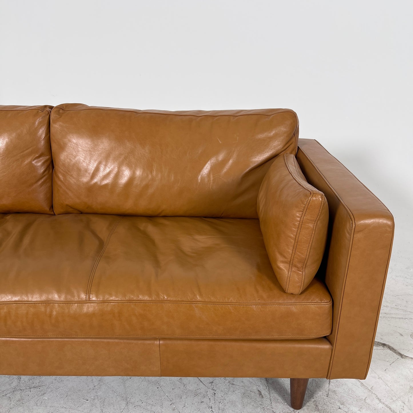 Mercana Elton . 3 seater real leather couch.