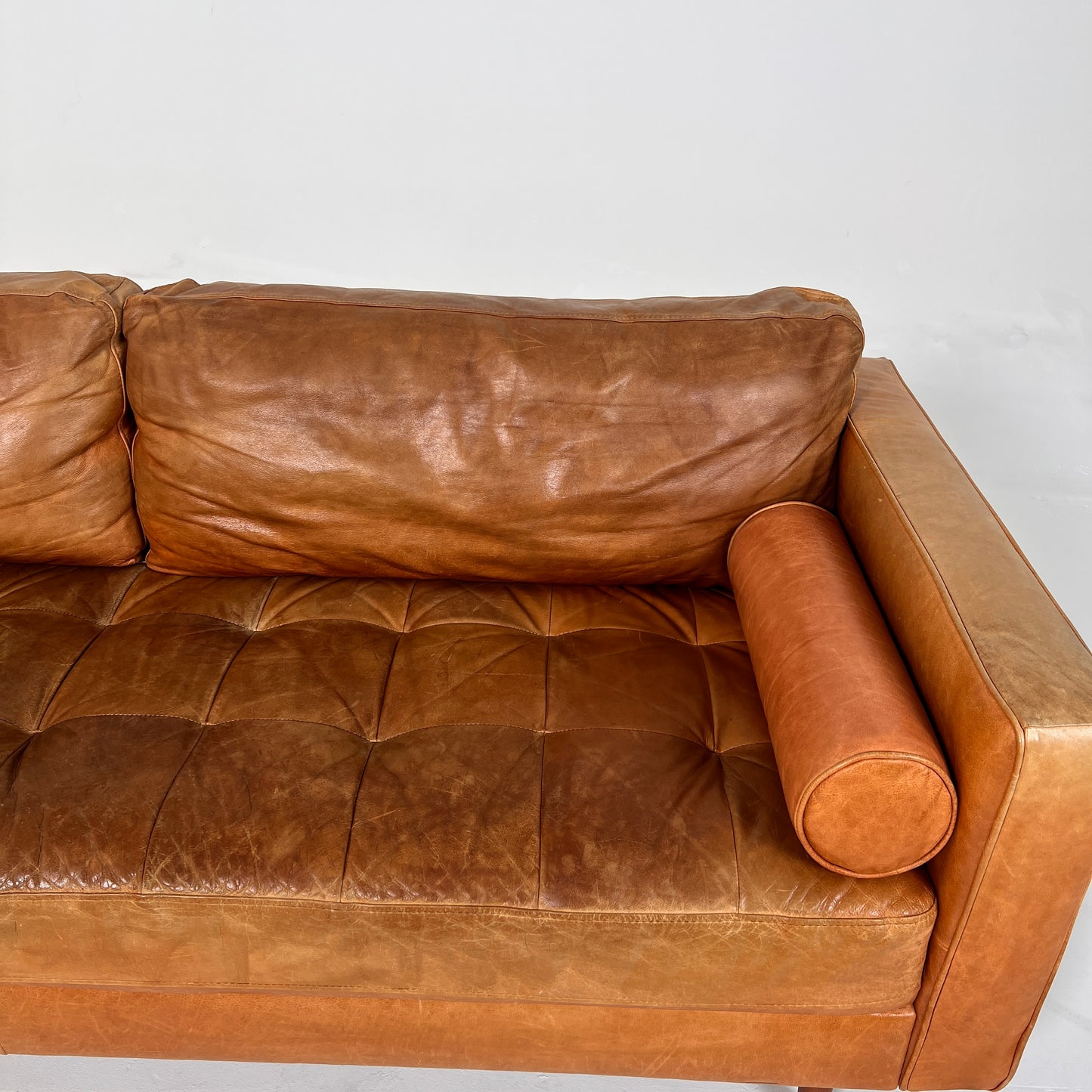 Structube Kinsey leather 3 seater sofa. MCM cognac couch. delivery available