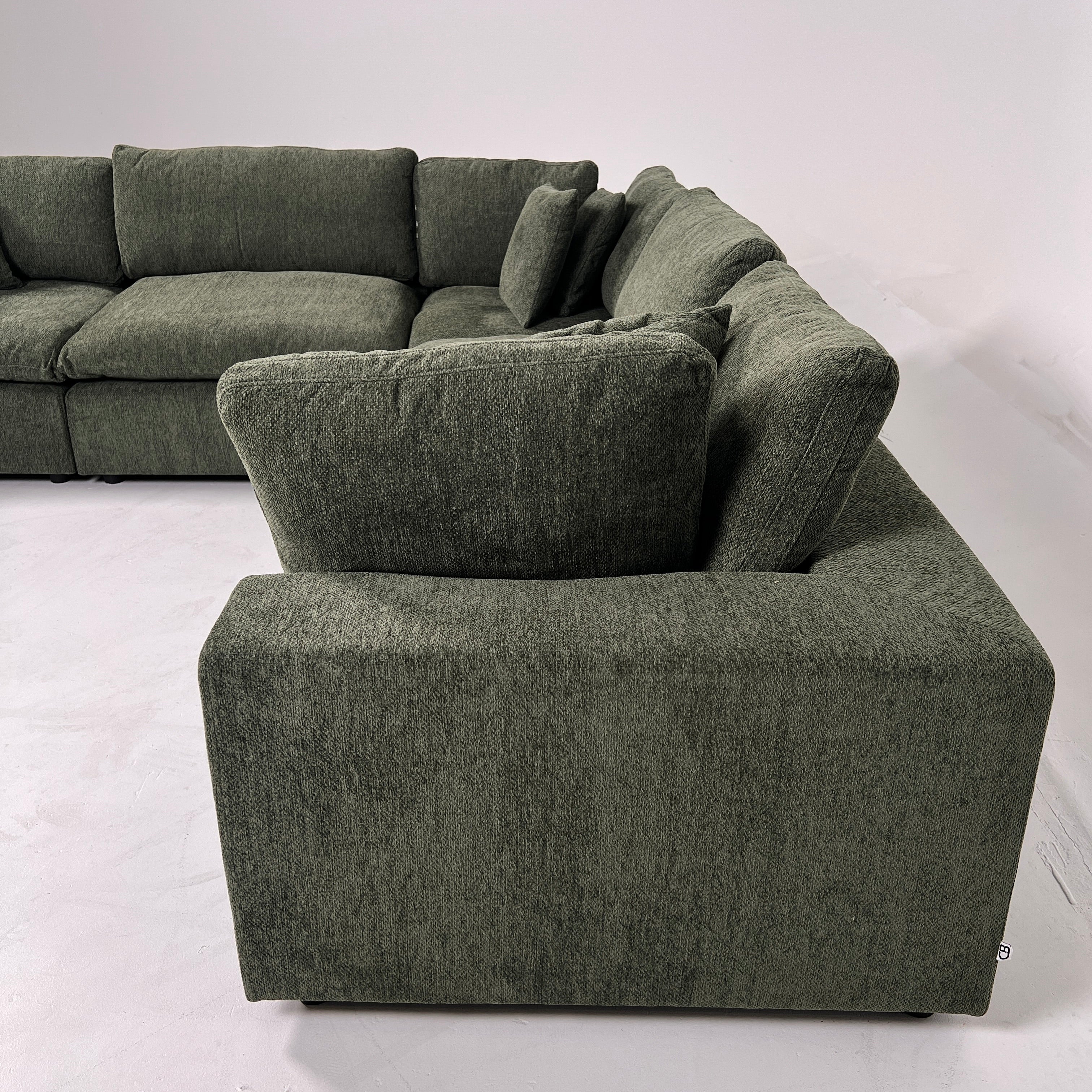 New CasaBella Cloud sectional. Linen modular L sofa couch. delivery available