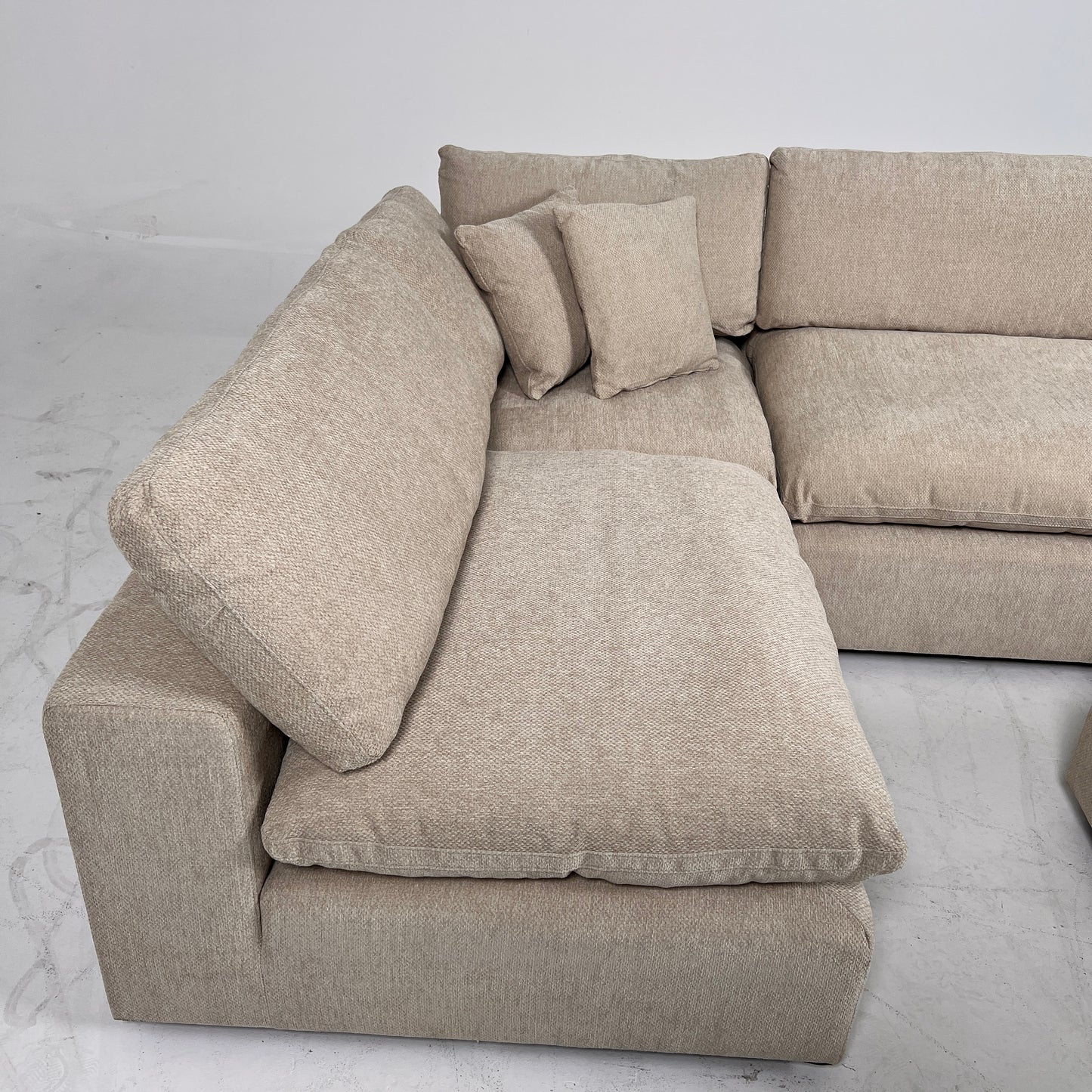 New CasaBella Cloud sectional. Linen modular L sofa couch. delivery available