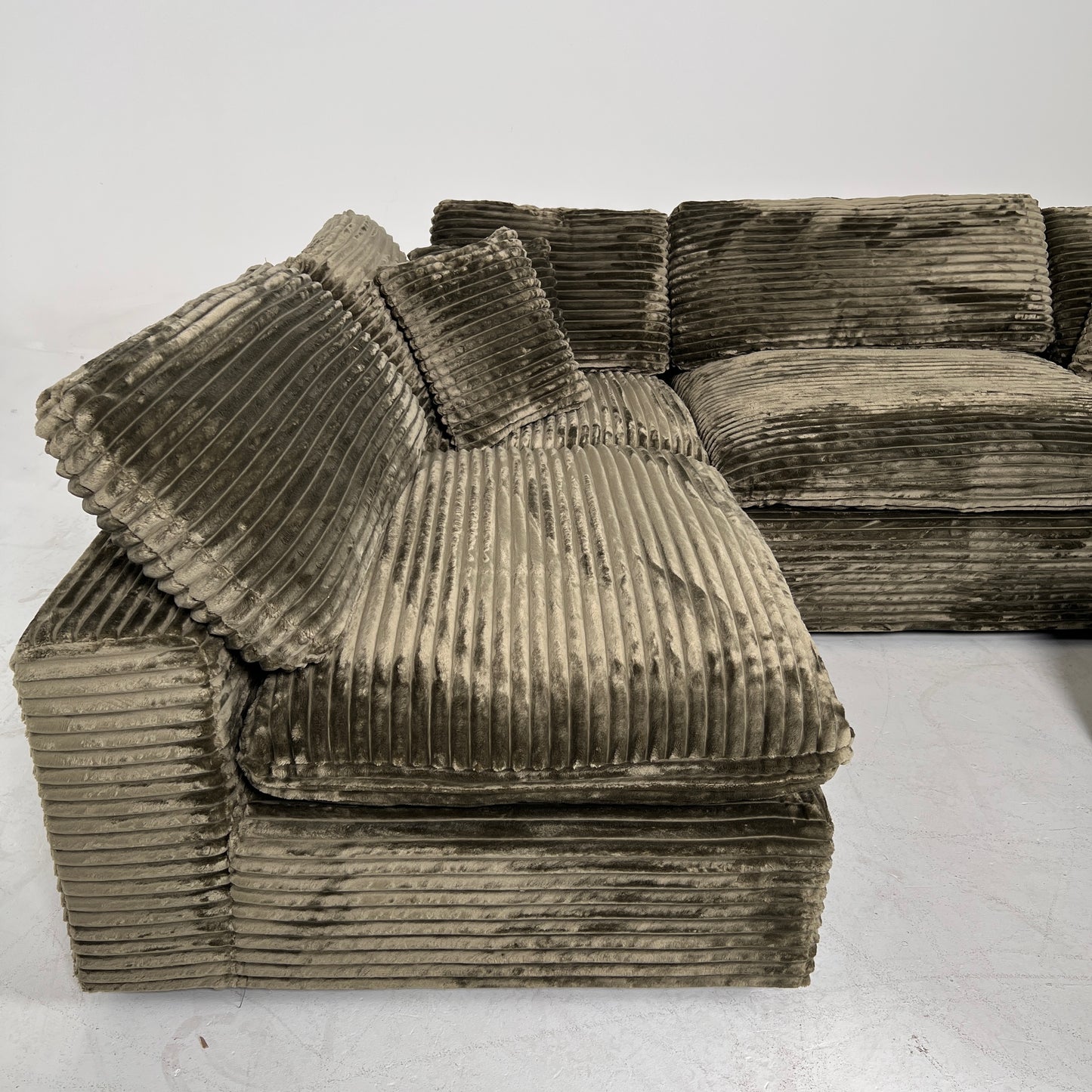 New CasaBella Cloud sectional. Corduroy modular L sofa couch. delivery available
