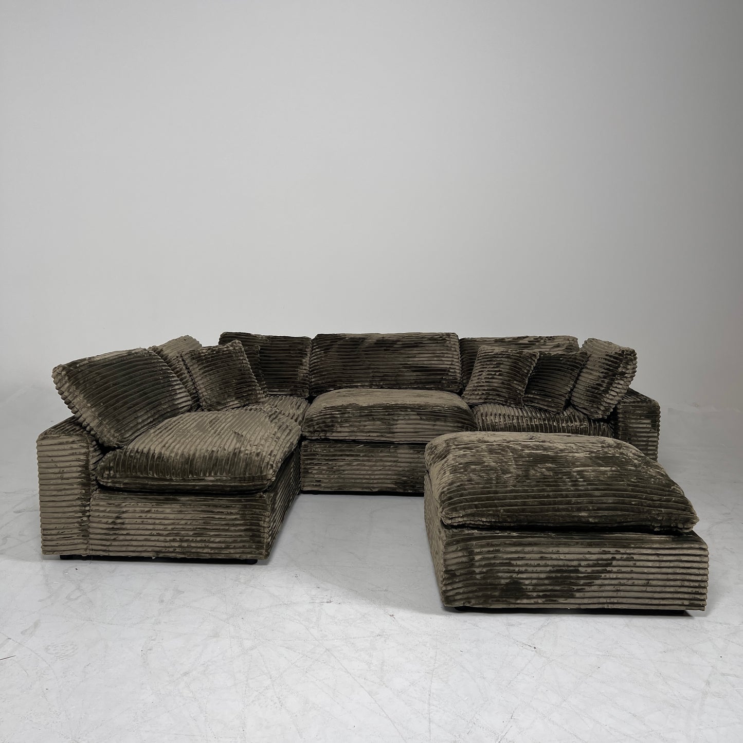 New CasaBella Cloud sectional. Corduroy modular L sofa couch. delivery available