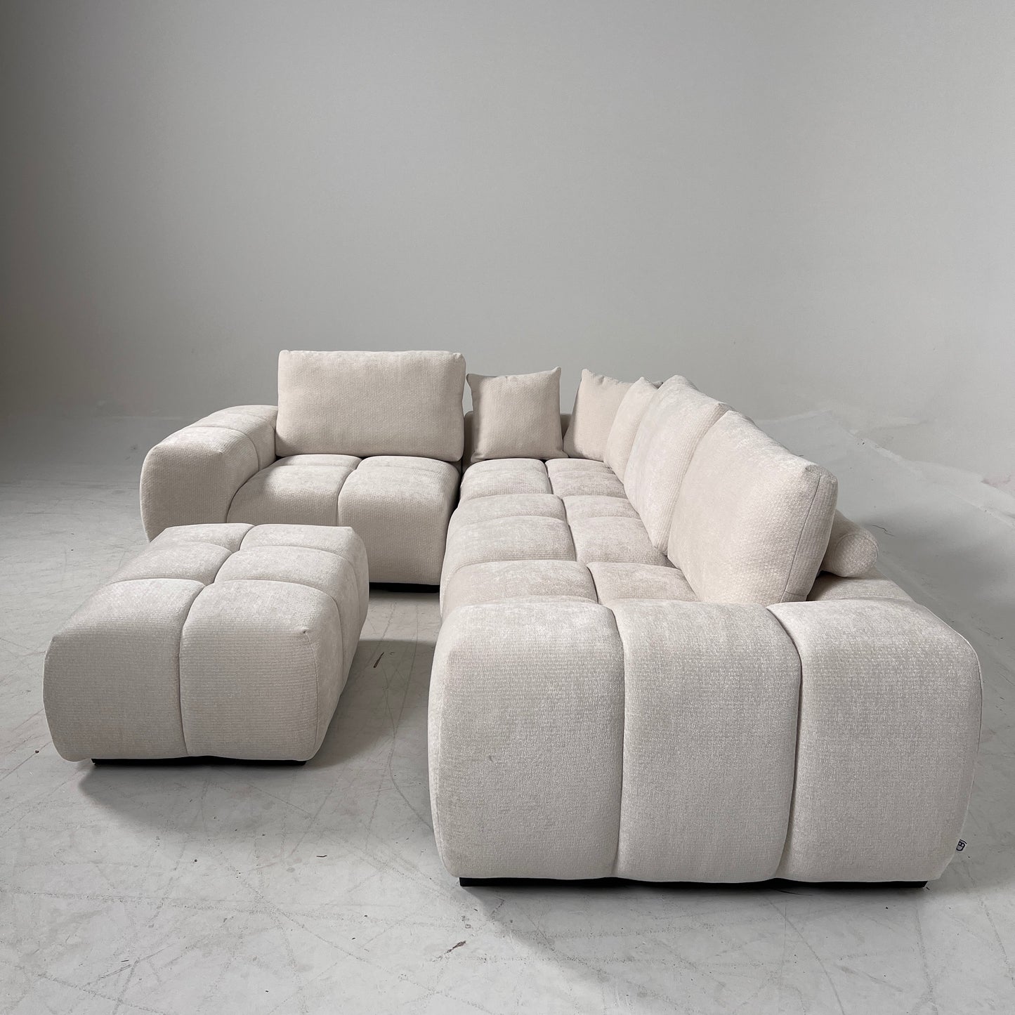 CasaBella Sophia Sectional. Reversible L shaped sofa couch. delivery available
