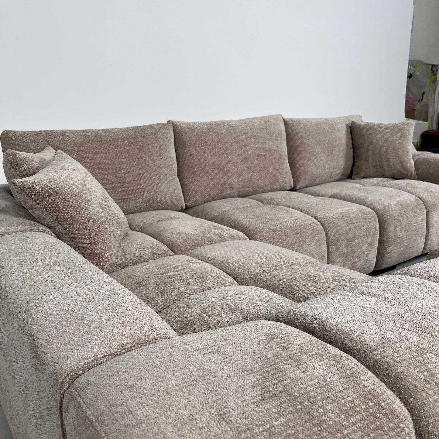 New CasaBella Sophia Sectional. Reversible L shaped sofa couch. delivery available