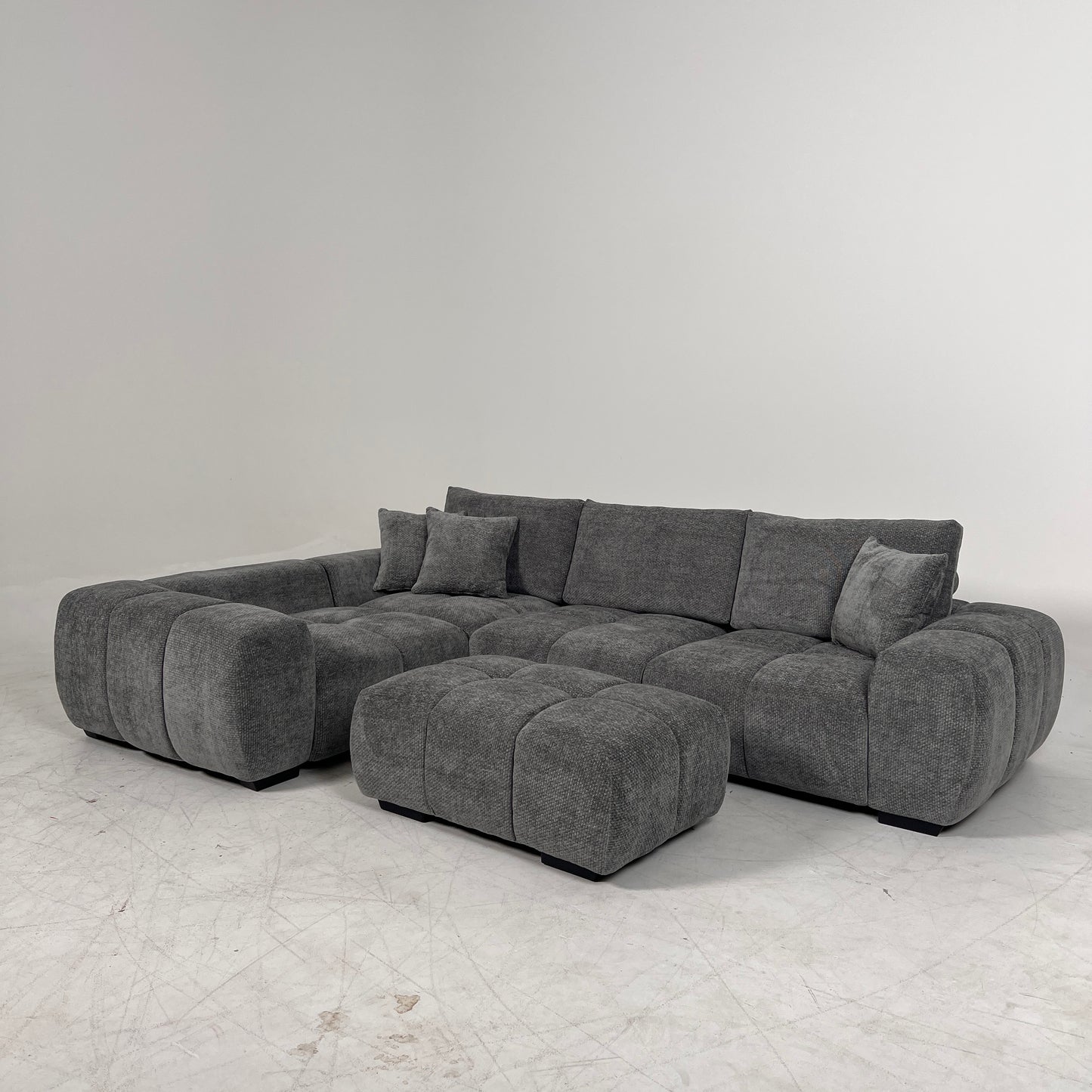 New CasaBella Sophia Sectional. Reversible L shaped sofa couch. delivery available