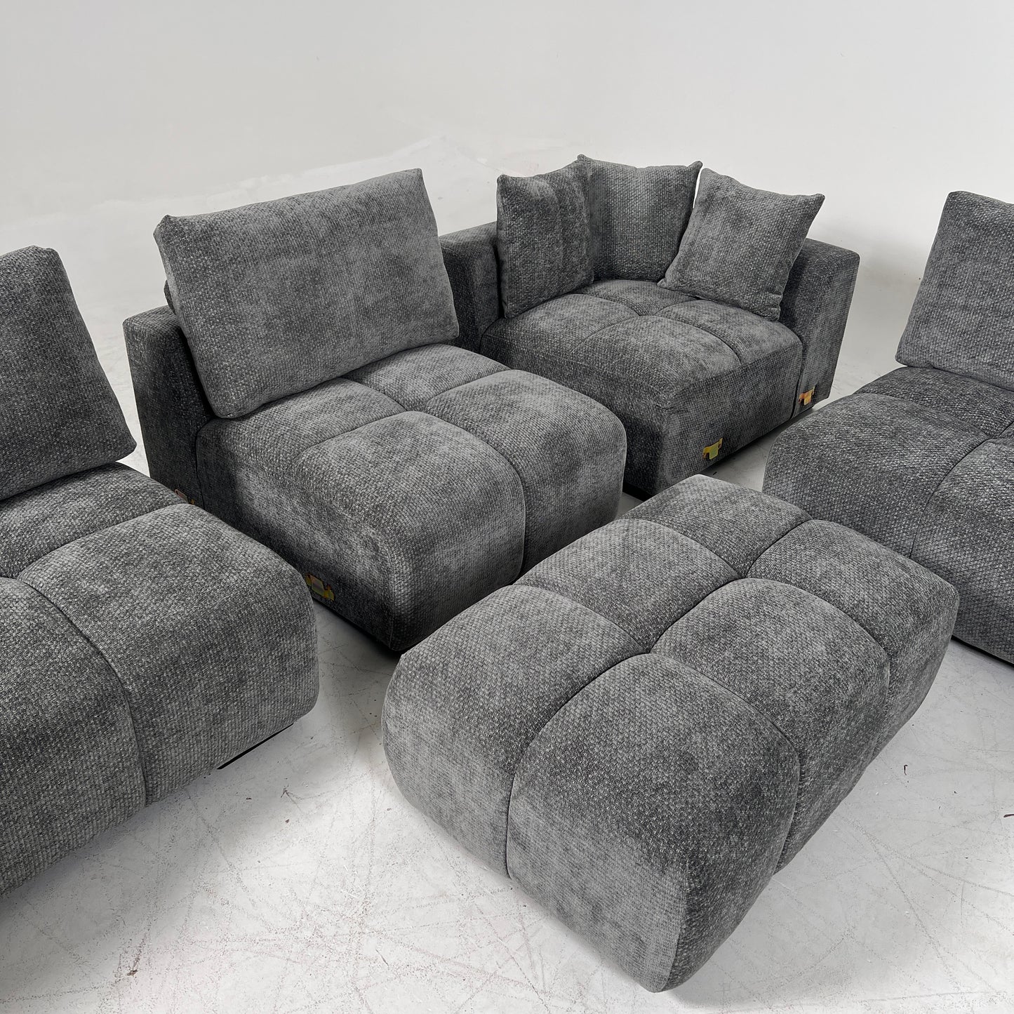 New CasaBella Sophia Sectional. Reversible L shaped sofa couch. delivery available
