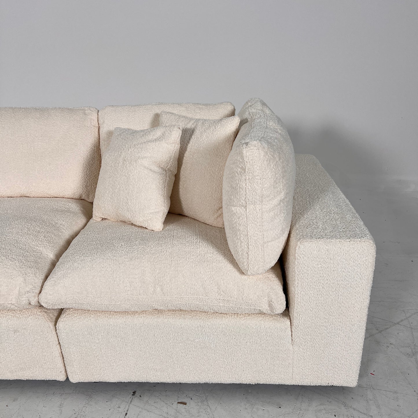 New CasaBella Mochi Cloud sectional. Boucle modular L shaped sofa couch. delivery