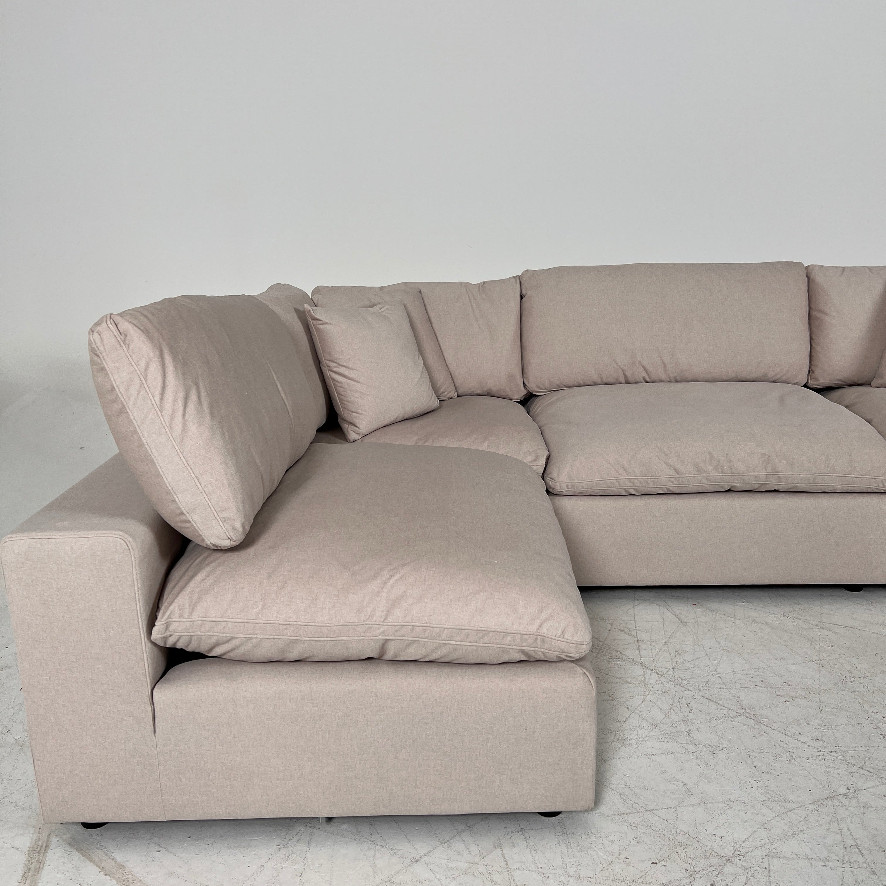 CasaBella Haylee Cloud Sectional. Modular L shaped sofa couch. delivery available