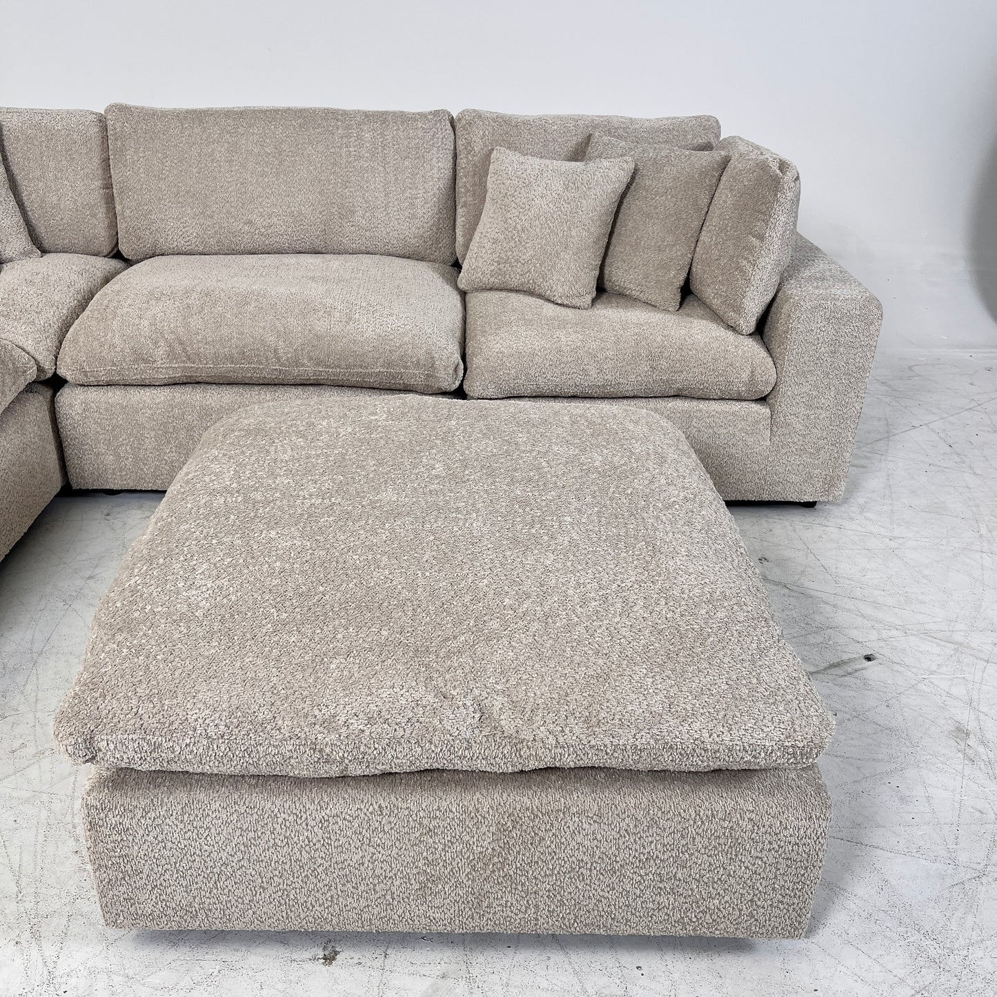 New CasaBella Mochi Cloud sectional. Boucle modular L shaped sofa couch. delivery