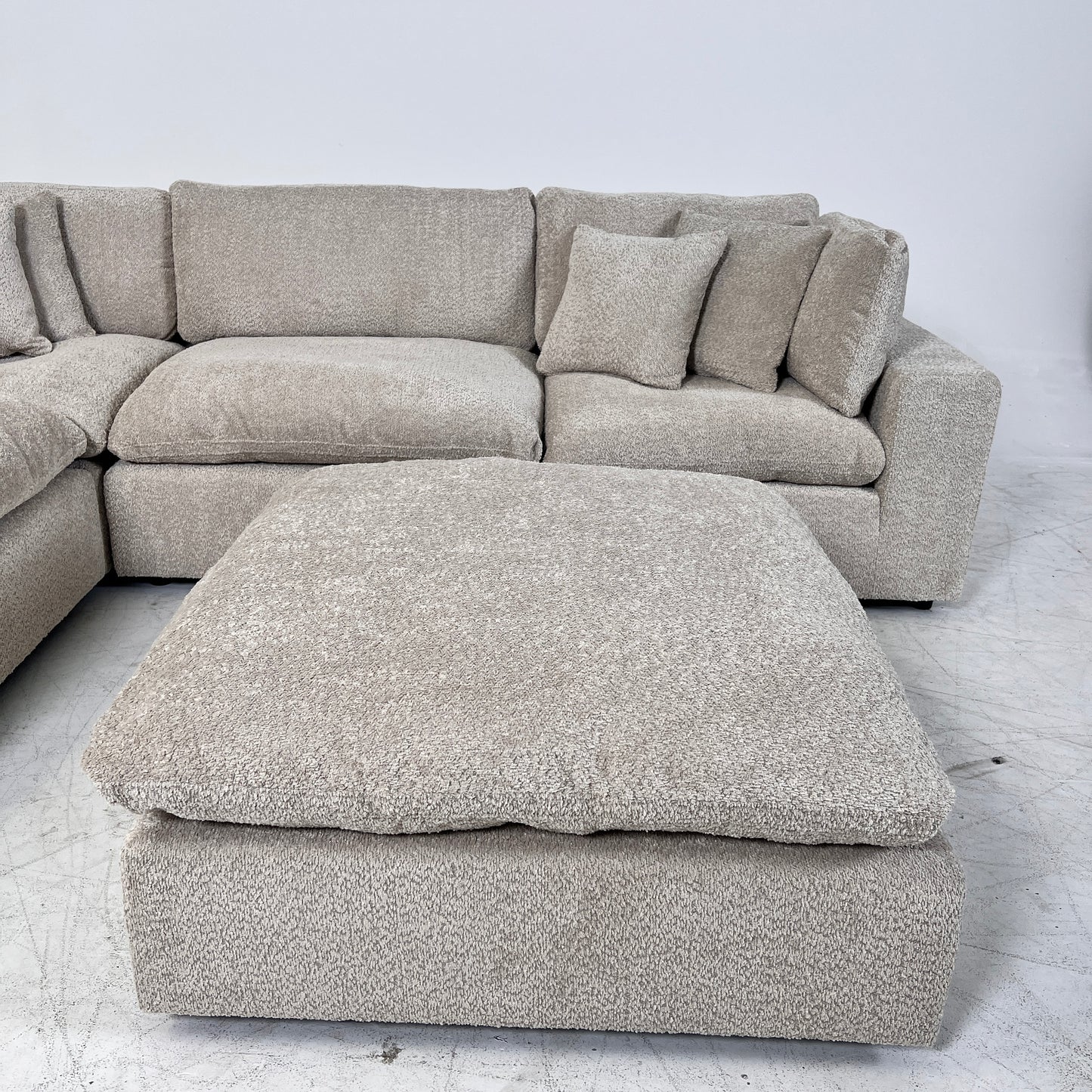 New CasaBella Mochi Cloud sectional. Boucle modular L shaped sofa couch. delivery