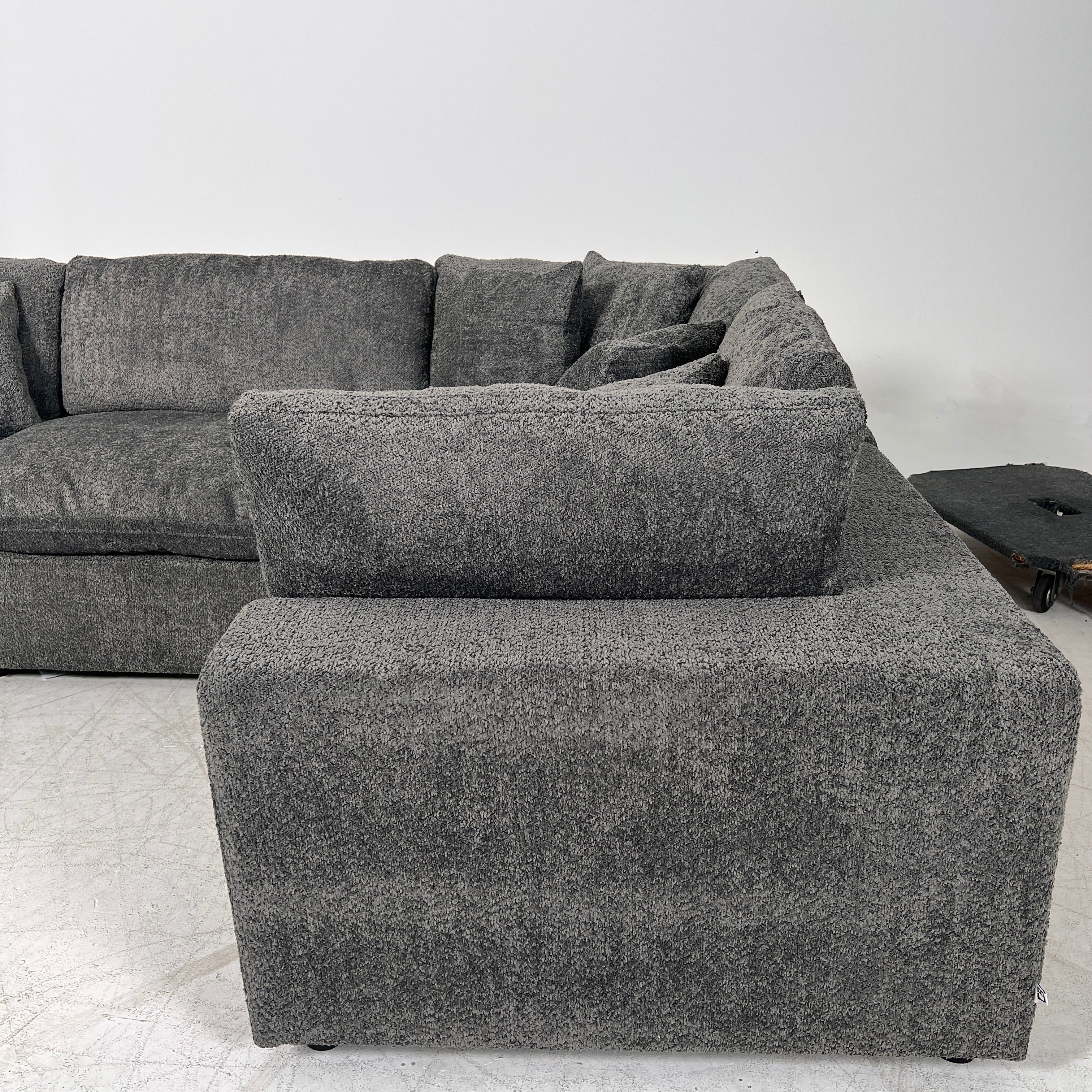 New CasaBella Mochi Cloud sectional. Boucle modular L shaped sofa couch. delivery