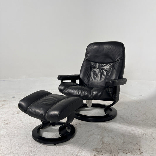 Stressless Ekornes Reclining chair + ottoman. Scan Design chair. delivery available