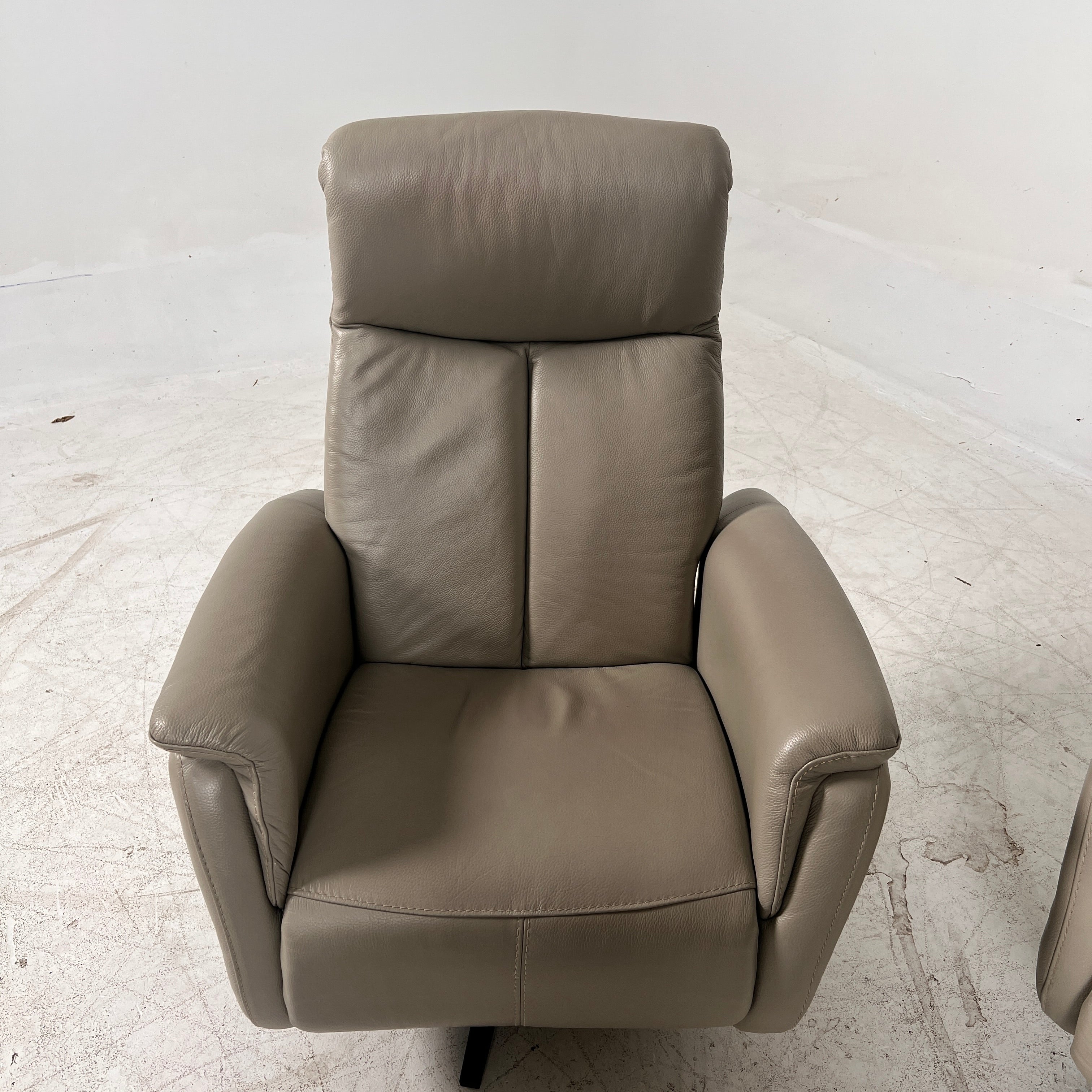 Matching Power Reclining Chairs. 2 Electric reclining  Armchairs. Delivery available