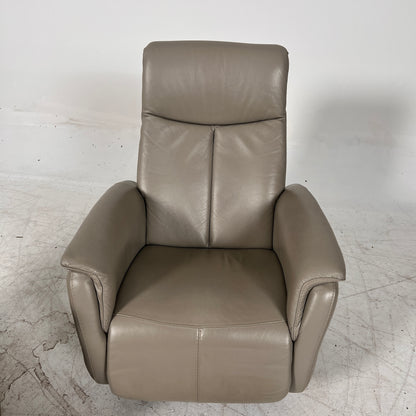Matching Power Reclining Chairs. 2 Electric reclining  Armchairs. Delivery available