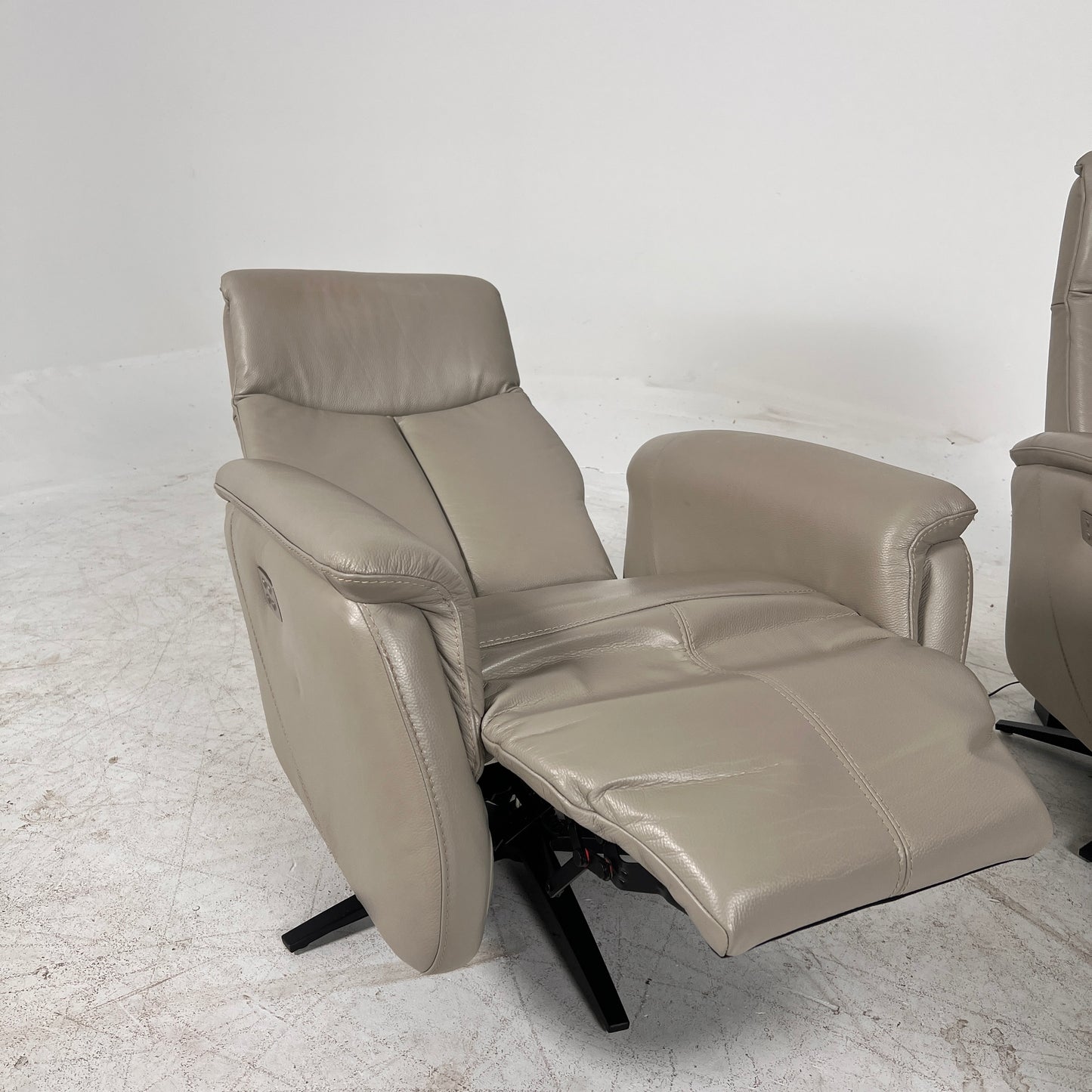 Matching Power Reclining Chairs. 2 Electric reclining  Armchairs. Delivery available