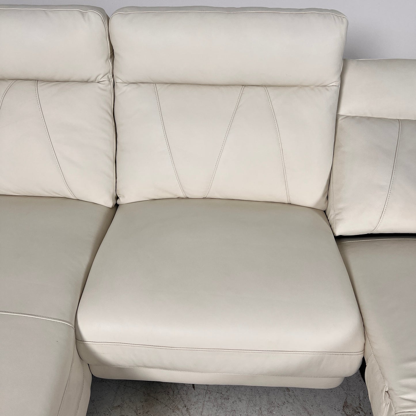 Power Reclining Sectional. Leather L shaped sofa couch. Delivery available