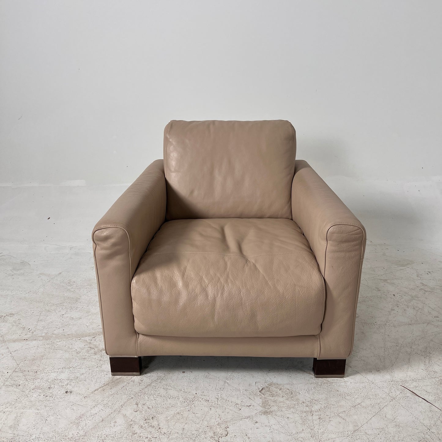 Natuzzi Italia Leather Sofa set. 2+1 loveseat + armchair set. Delivery available