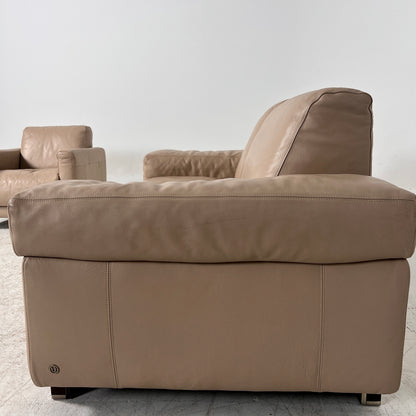 Natuzzi Italia Leather Sofa set. 2+1 loveseat + armchair set. Delivery available