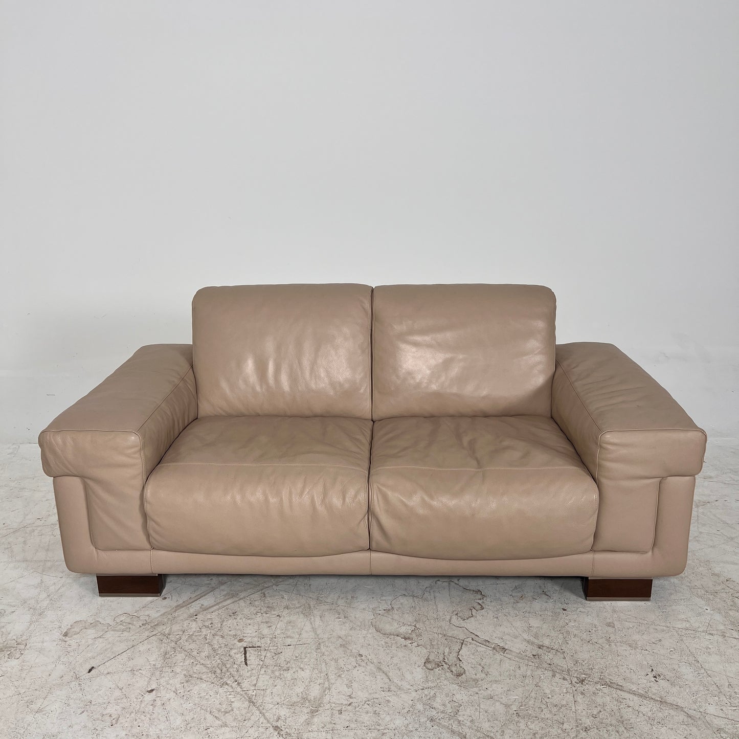 Natuzzi Italia Leather Sofa set. 2+1 loveseat + armchair set. Delivery available