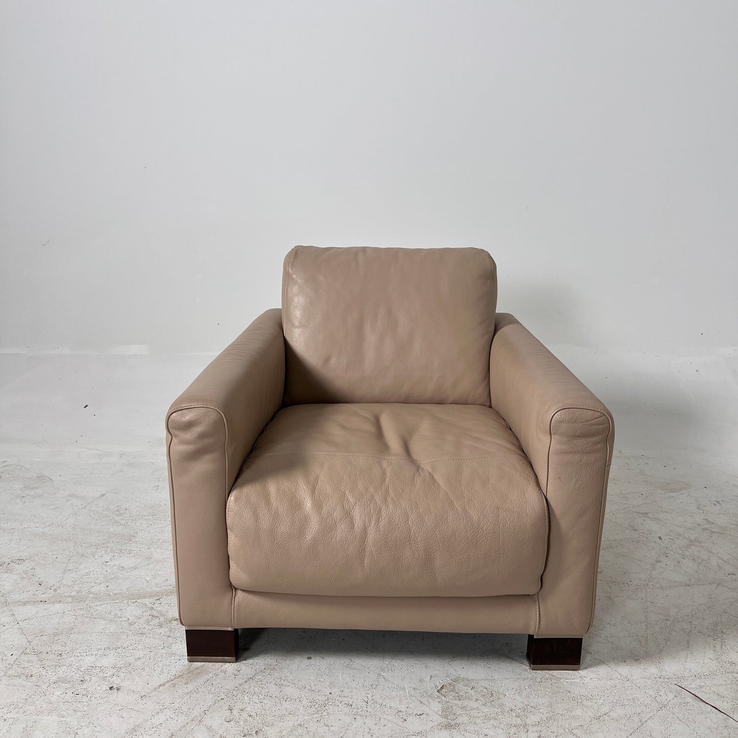 Natuzzi Italia Leather Sofa set. 2+1 loveseat + armchair set. Delivery available