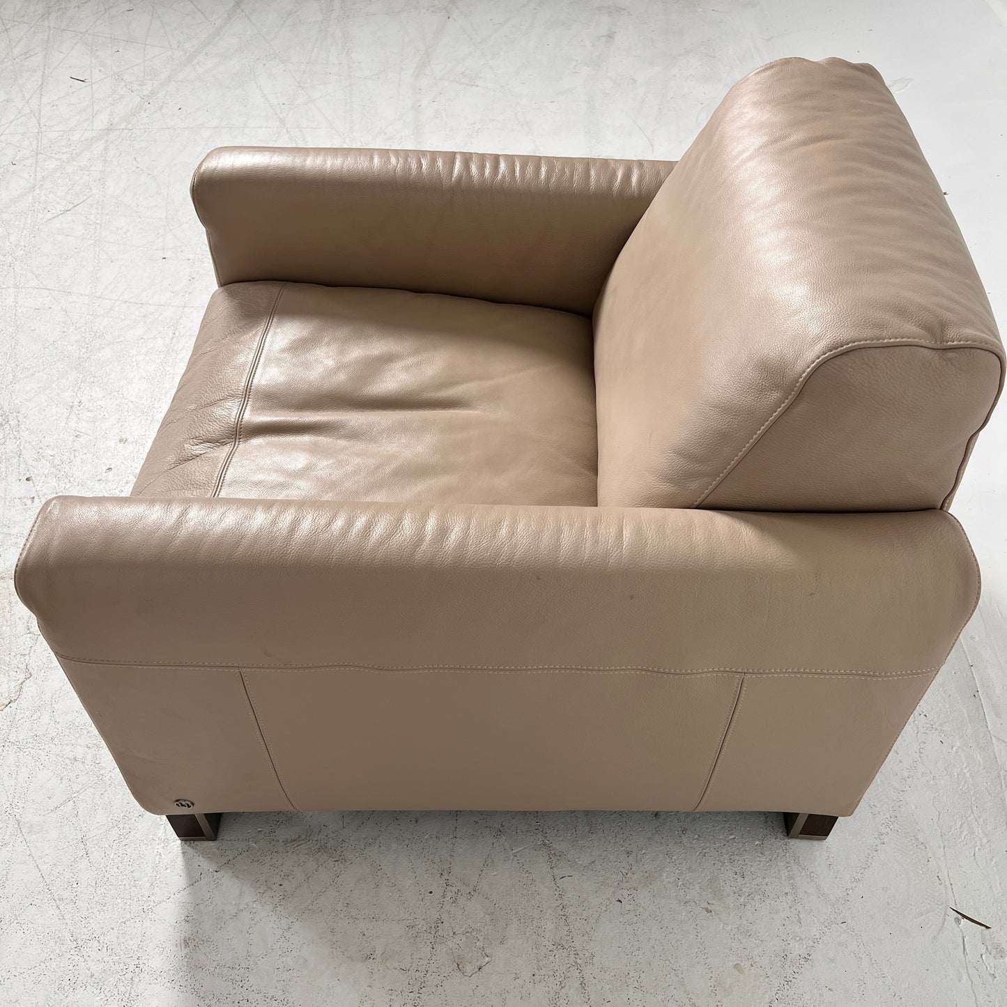 Natuzzi Italia Leather Sofa set. 2+1 loveseat + armchair set. Delivery available
