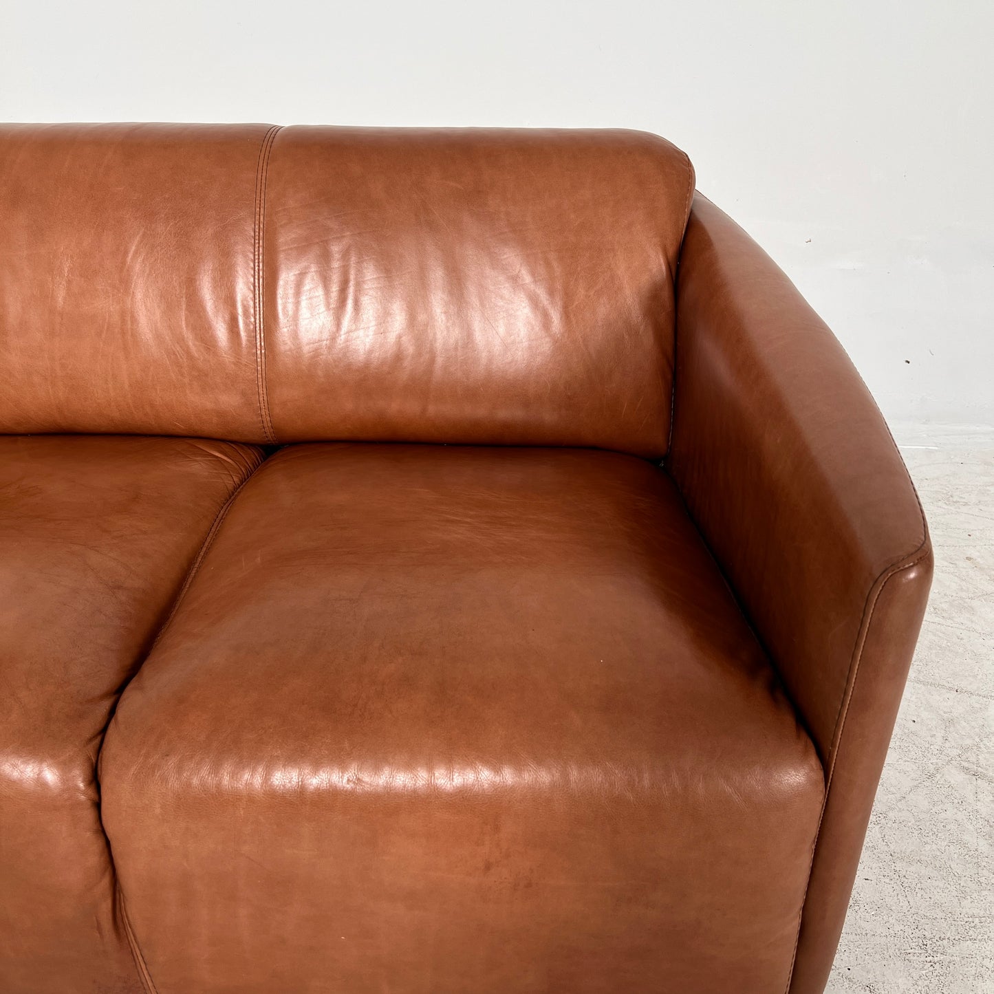 Nicoletti Leather 3 seater sofa. Italian Cognac couch. Delivery available