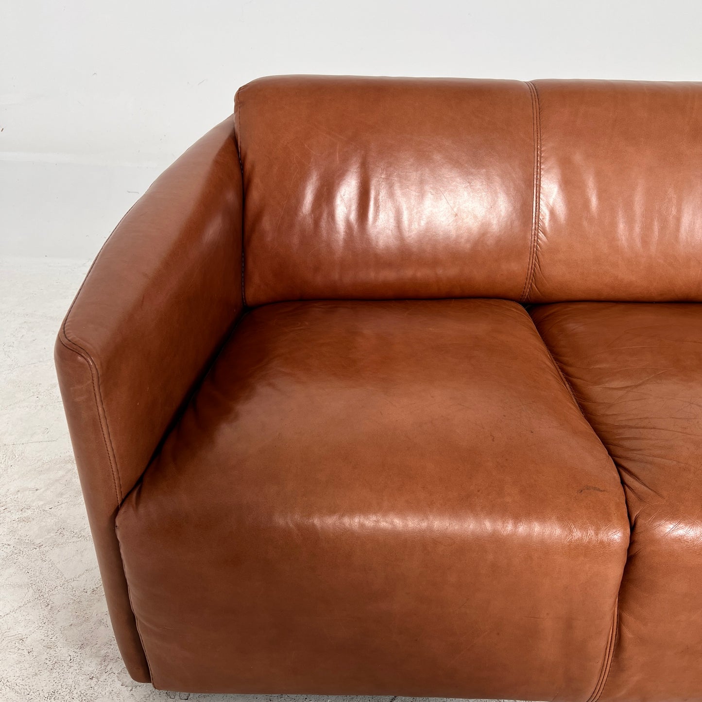 Nicoletti Leather 3 seater sofa. Italian Cognac couch. Delivery available