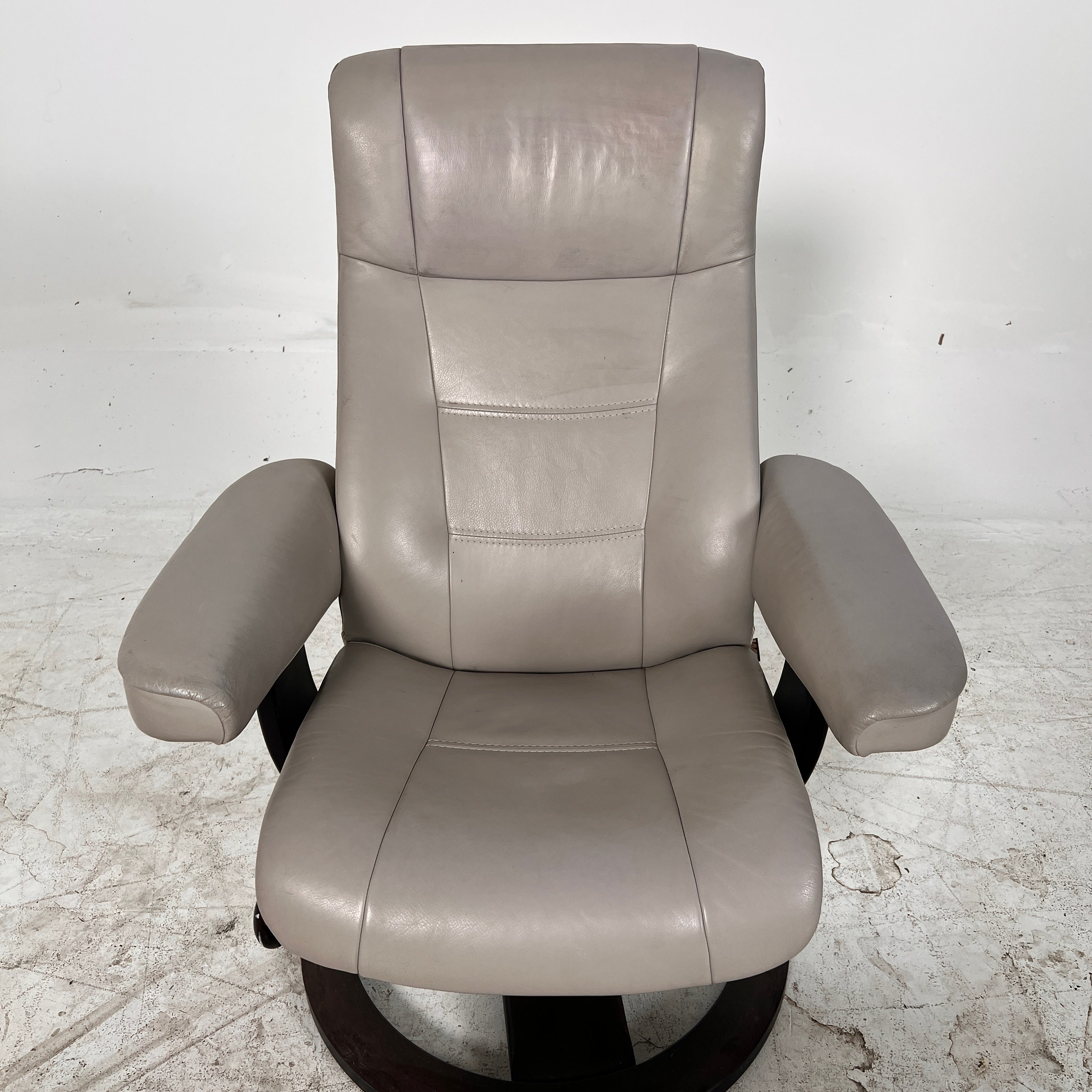 IMG leather recliner chair and ottoman. Reclining armchair. Delivery available