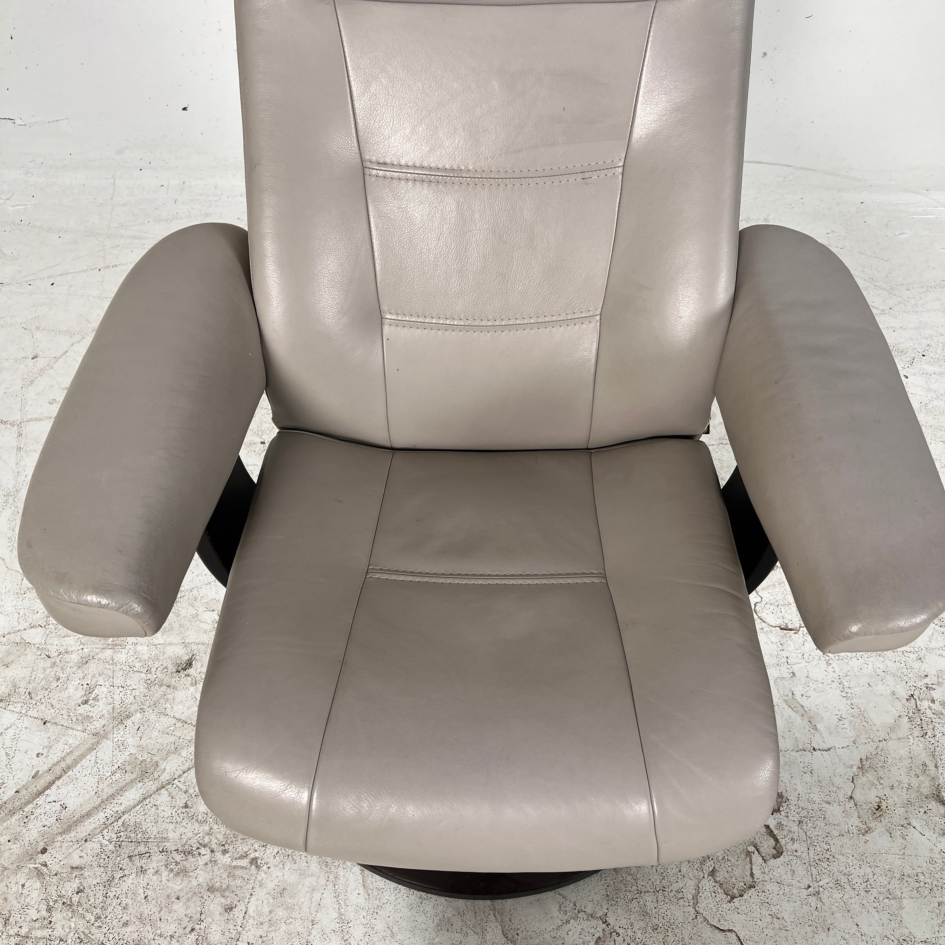 IMG leather recliner chair and ottoman. Reclining armchair. Delivery available
