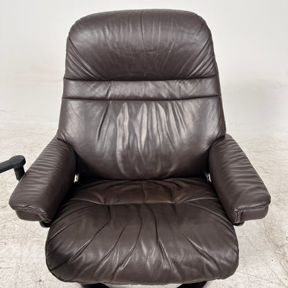 Ekornes Stressless Recliner + ottoman. MCM  Recliner. Delivery available