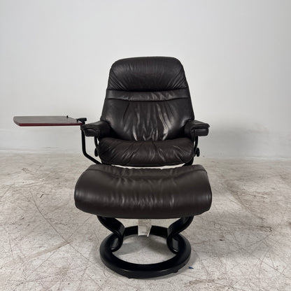 Ekornes Stressless Recliner + ottoman. MCM  Recliner. Delivery available