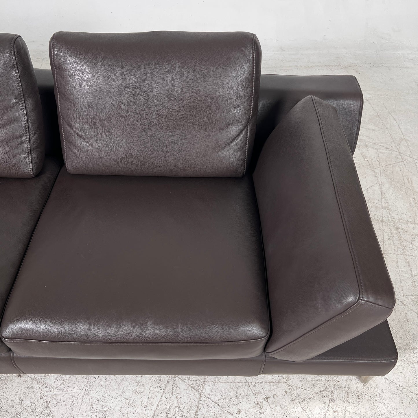 Kelvin Giormani Sectional. Leather L shaped sofa couch. Delivery available